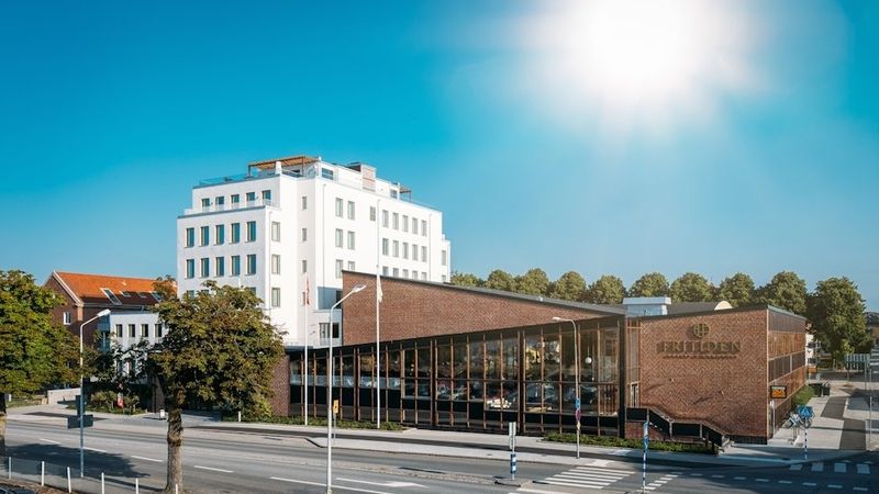 Svenska Möten