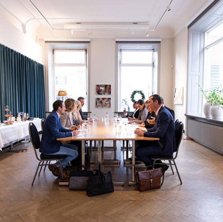 Svenska Möten