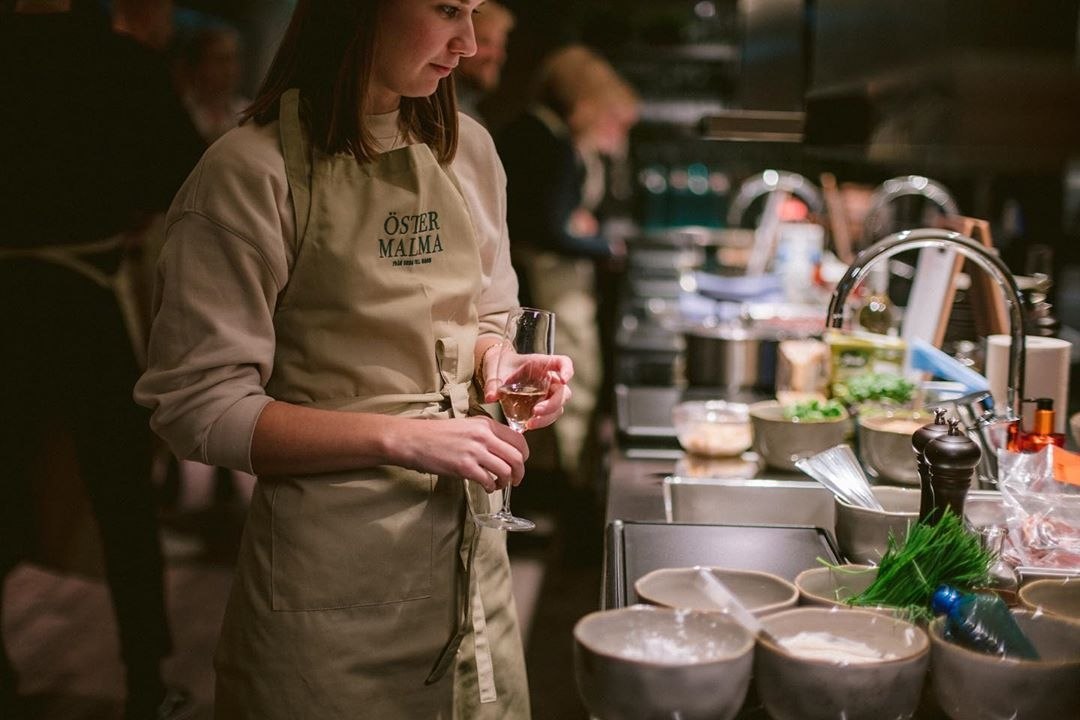 Matlagning och Möten i Öster Malmas Matstudio