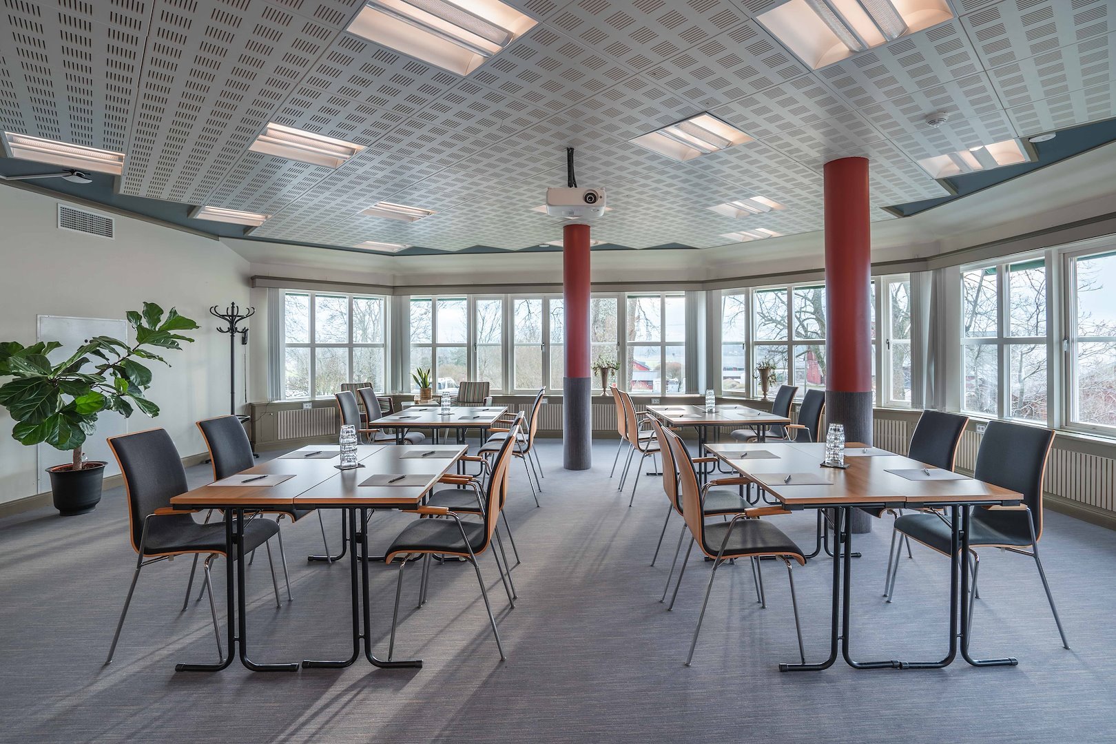 Stor konferenslokal - endast på förfrågan