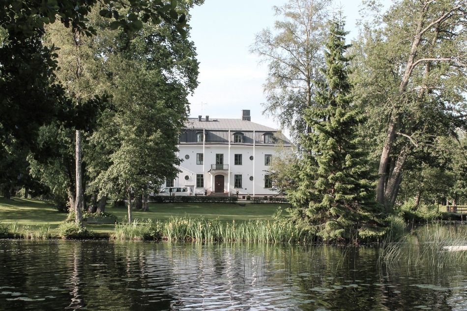 Svenska Möten