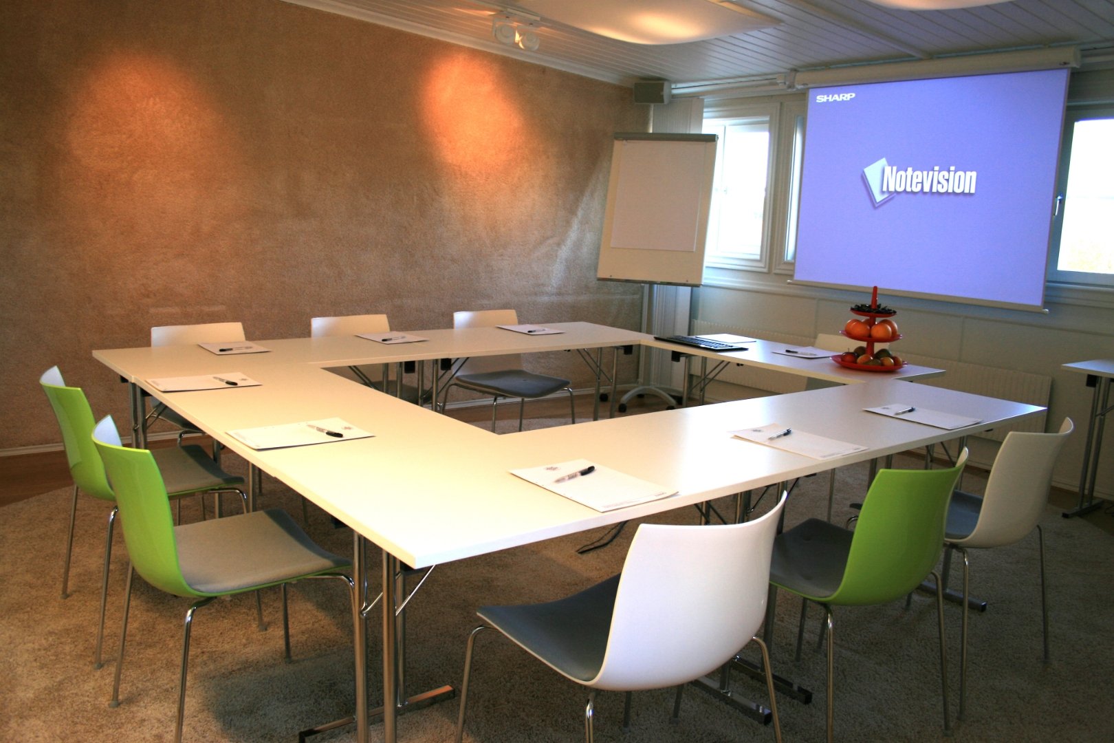 Konferensrum 9-15 pers förfrågan