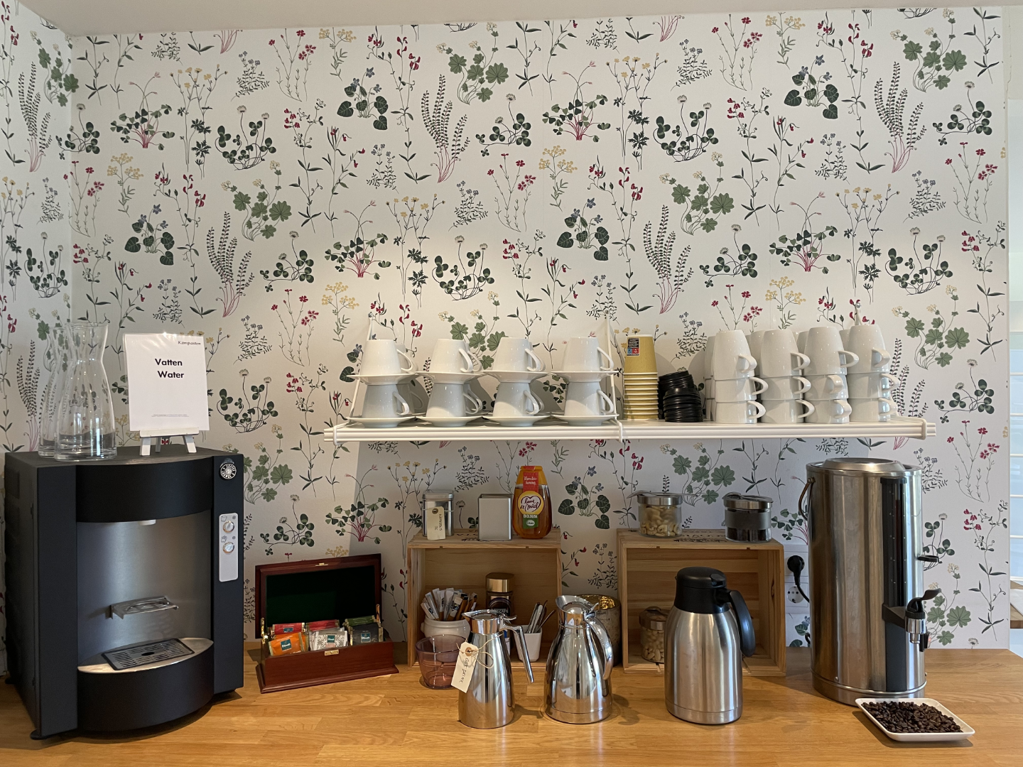 Sjövillan - ljus lokal i eget hus vid Mälarens strand