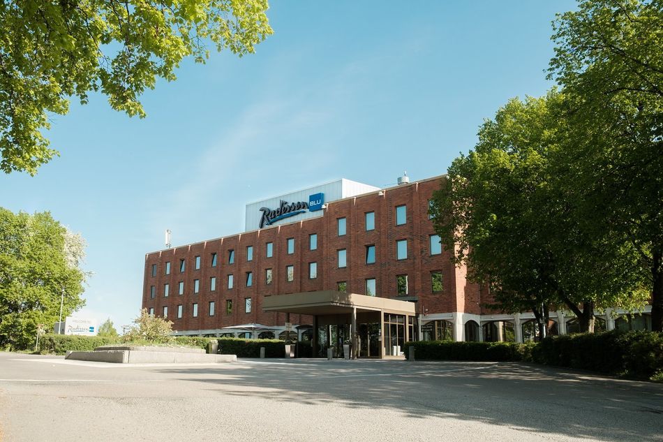 Svenska Möten
