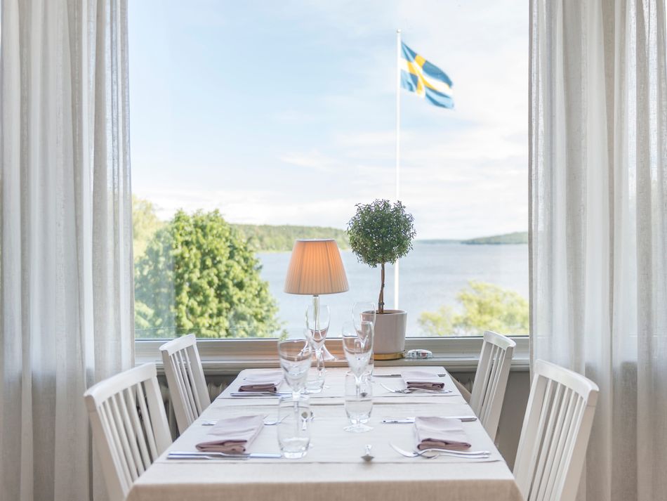 Svenska Möten