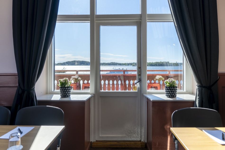 Svenska Möten
