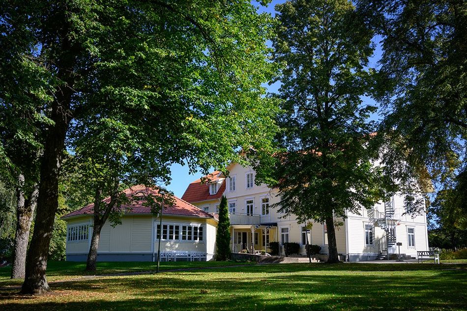 Svenska Möten